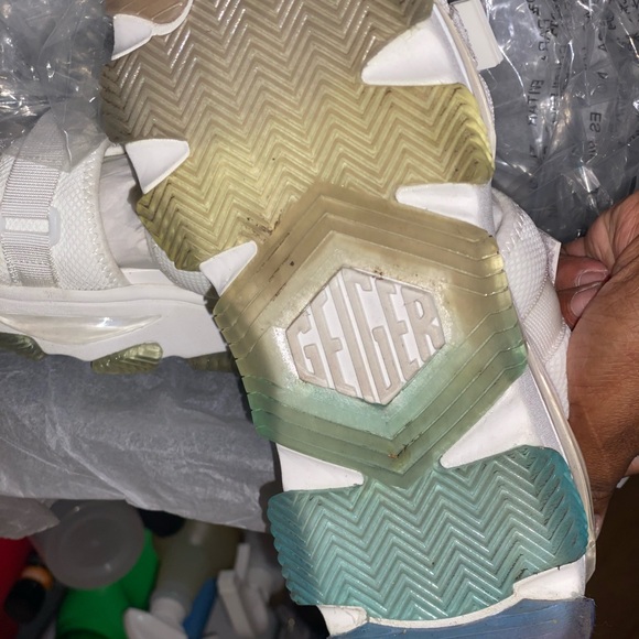 Sneaker Slides - Picture 7 of 8